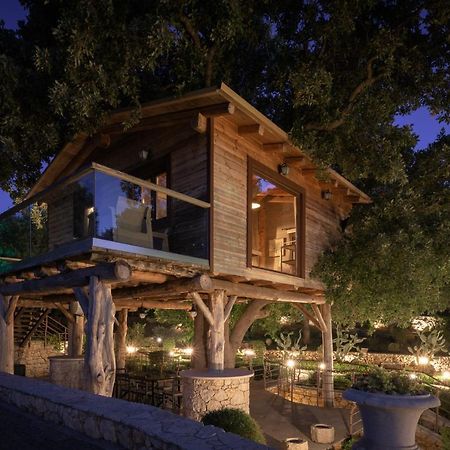 Stolidi Mou Treehouse Villa Atsipopoulo ภายนอก รูปภาพ