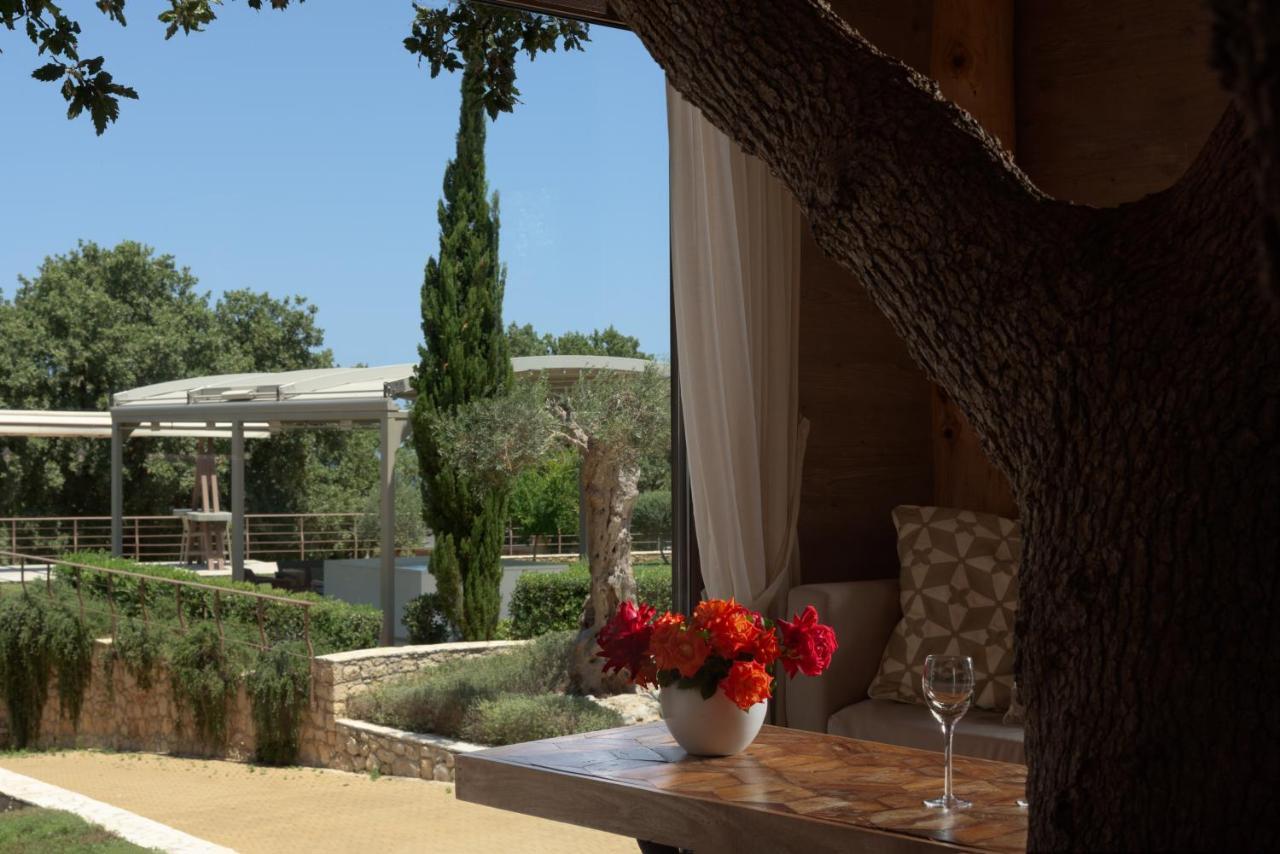 Stolidi Mou Treehouse Villa Atsipopoulo ภายนอก รูปภาพ