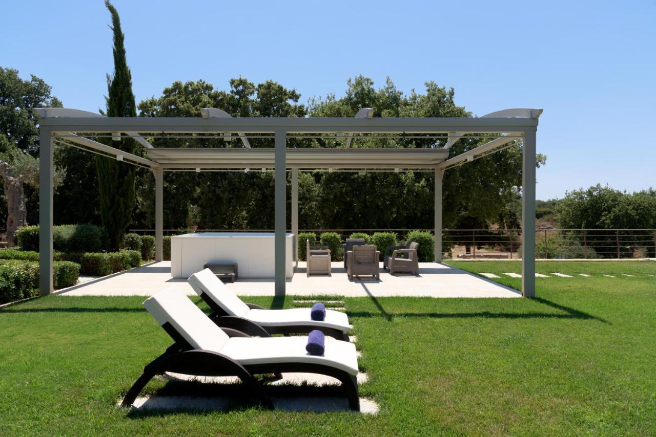 Stolidi Mou Treehouse Villa Atsipopoulo ภายนอก รูปภาพ